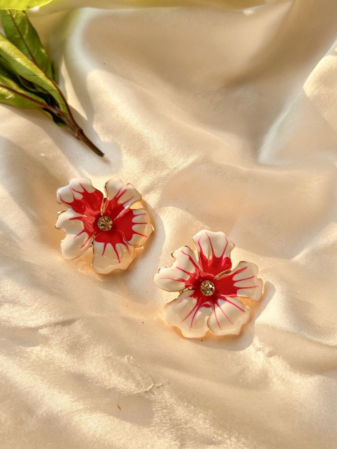 

The Jewellery Tale Gold-Plated Stone Studded Floral Studs, Pink