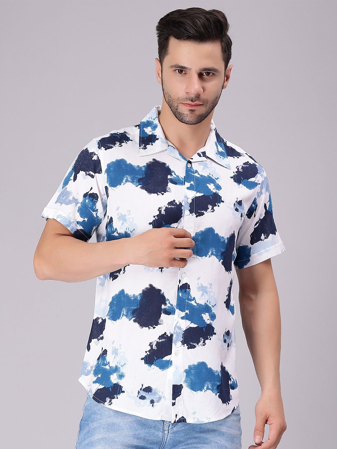 

HERE&NOW Men Comfort Spread Collar Abstract Printed Cotton Casual Shirt, White