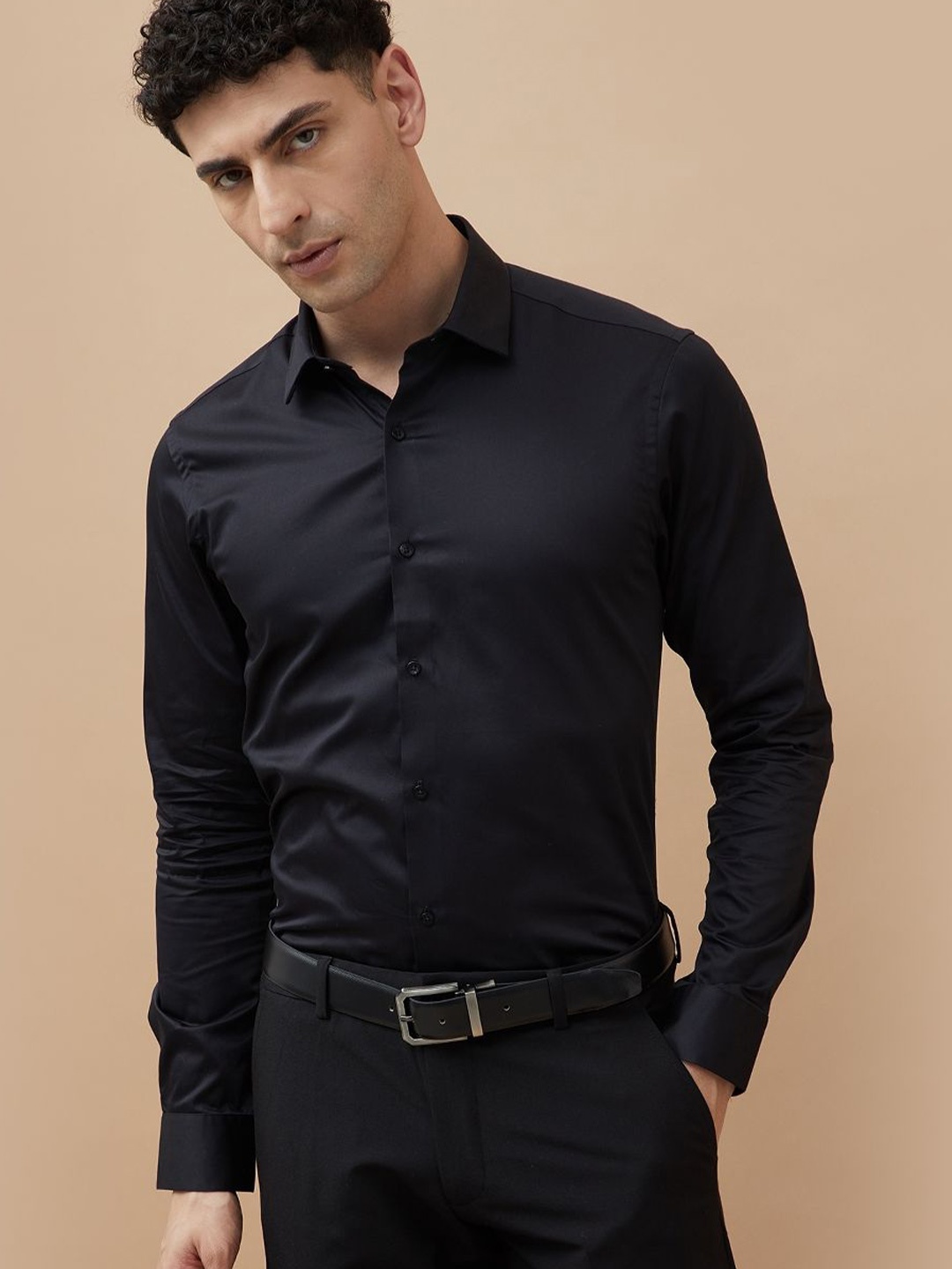 

CODE by Lifestyle Men Spread Collar Solid Cotton Slim Fit Formal Shirt, Black