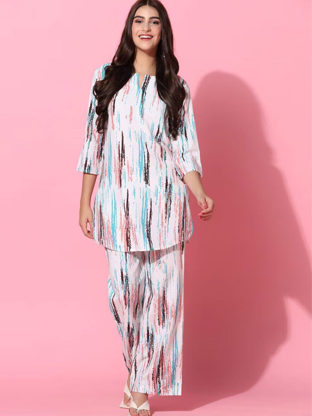 

NIJANAND TEXTILE Round Neck Printed Pure Cotton Straight Kurta & Palazzos, White