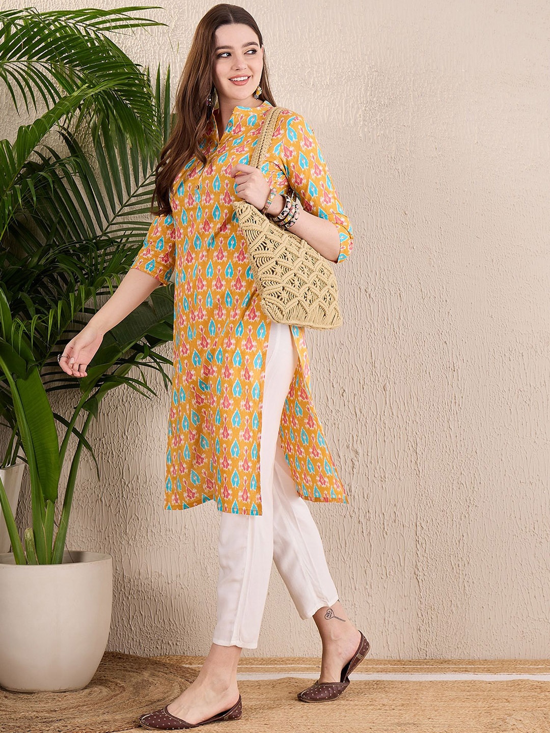 

Anouk Geometric Printed Kurta, Mustard