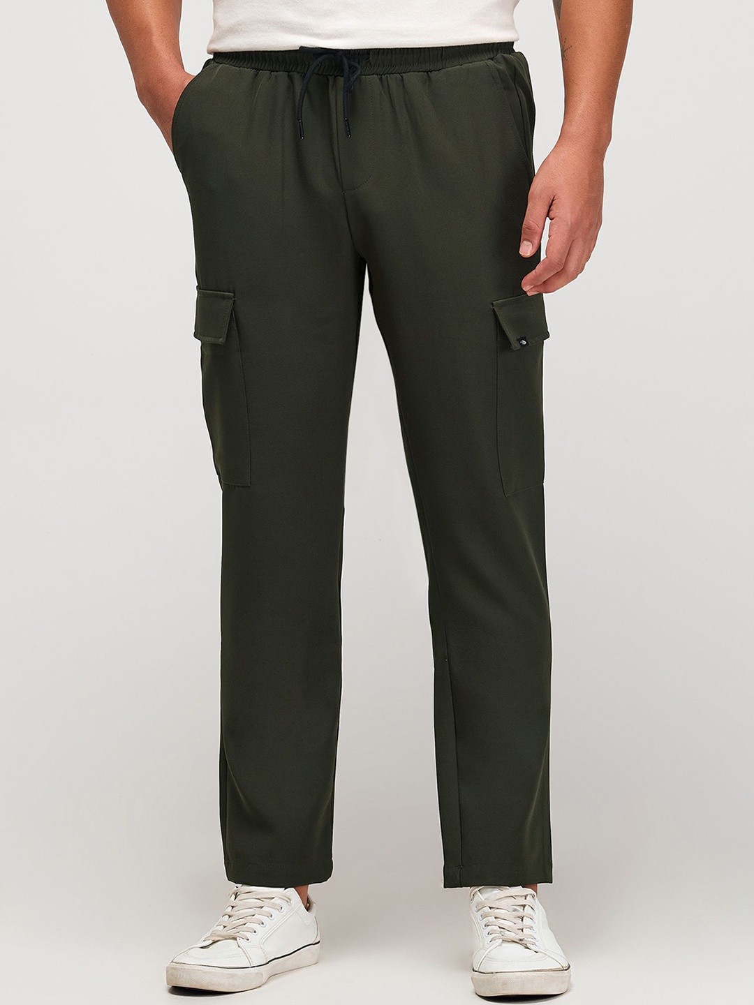 

Red Flame Men Regular Fit Mid-Rise Cargos Trousers, Olive