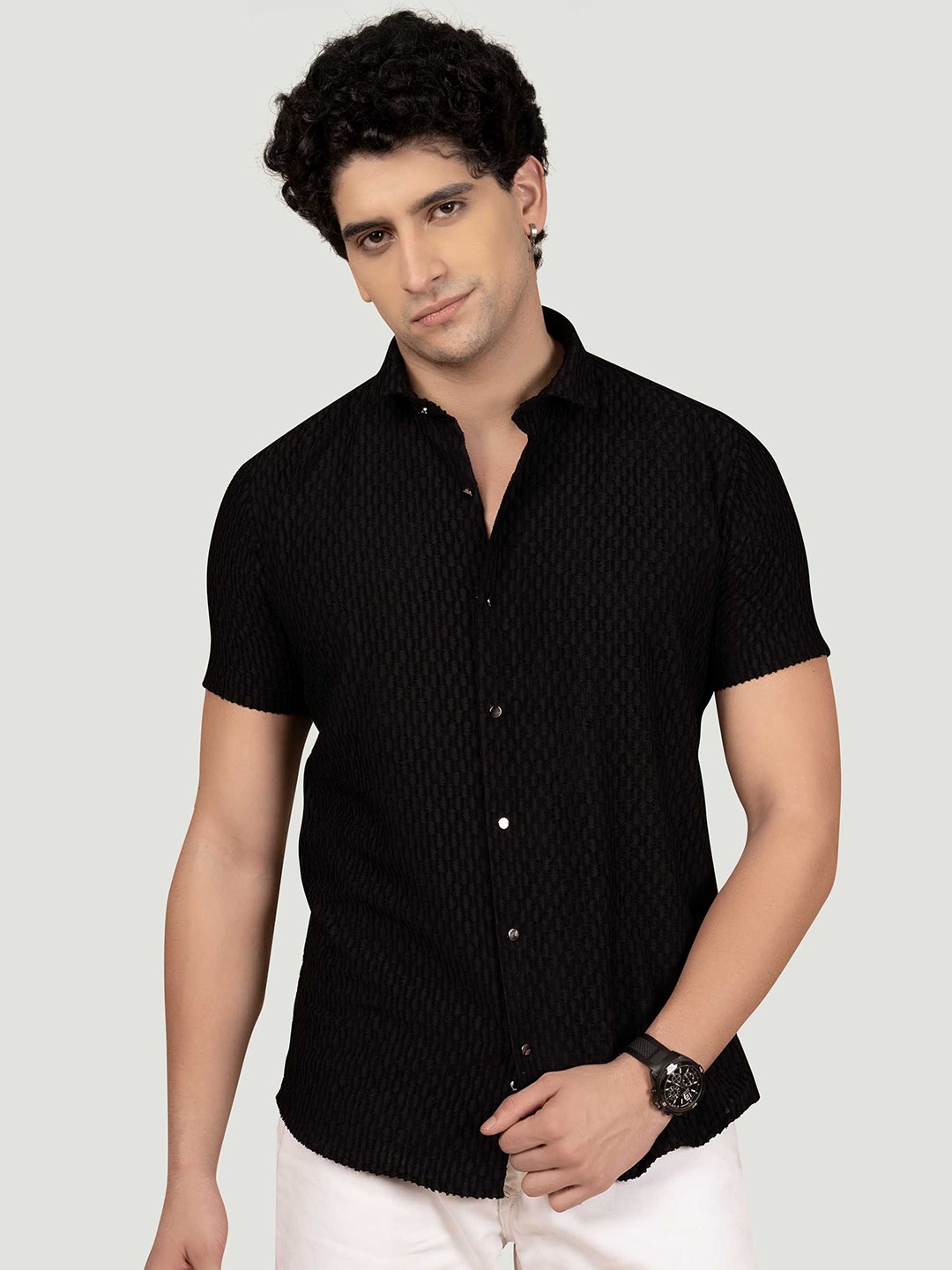 

ALMATY Men Comfort Spread Collar Textured Elastane Casual Shirt, Black
