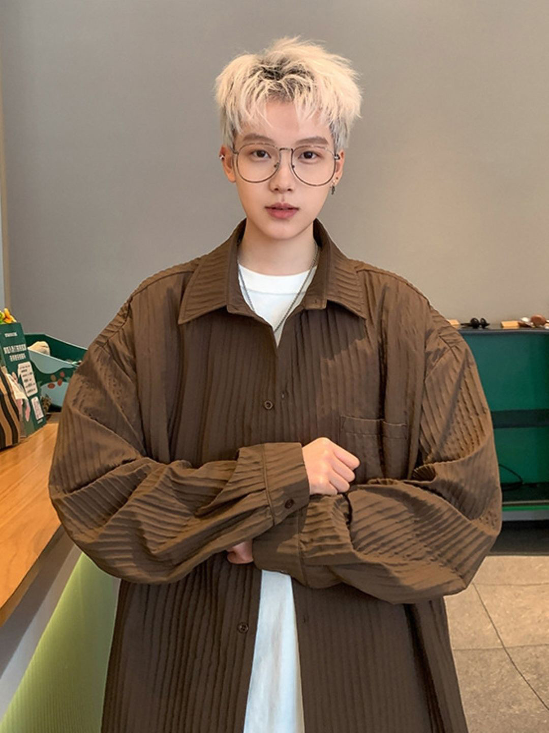 

HERE&NOW Men Original Vertical Striped Oversized Casual Shirt, Brown