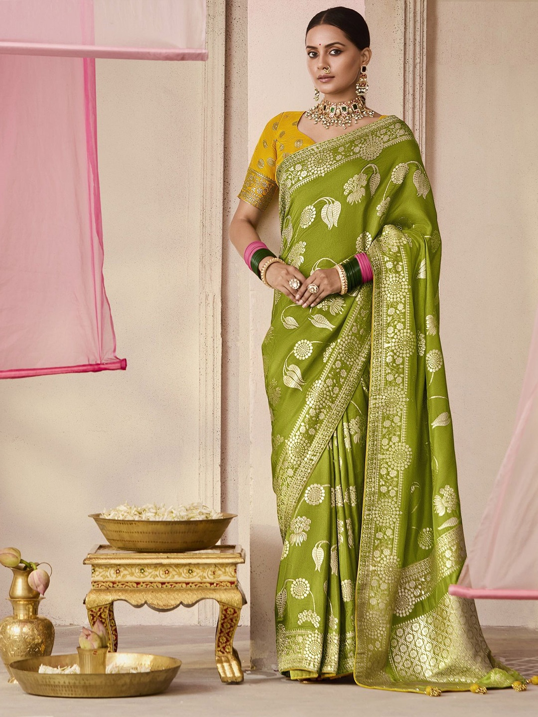 

MAHALASA Woven Design Zari Pure Silk Banarasi Saree, Green