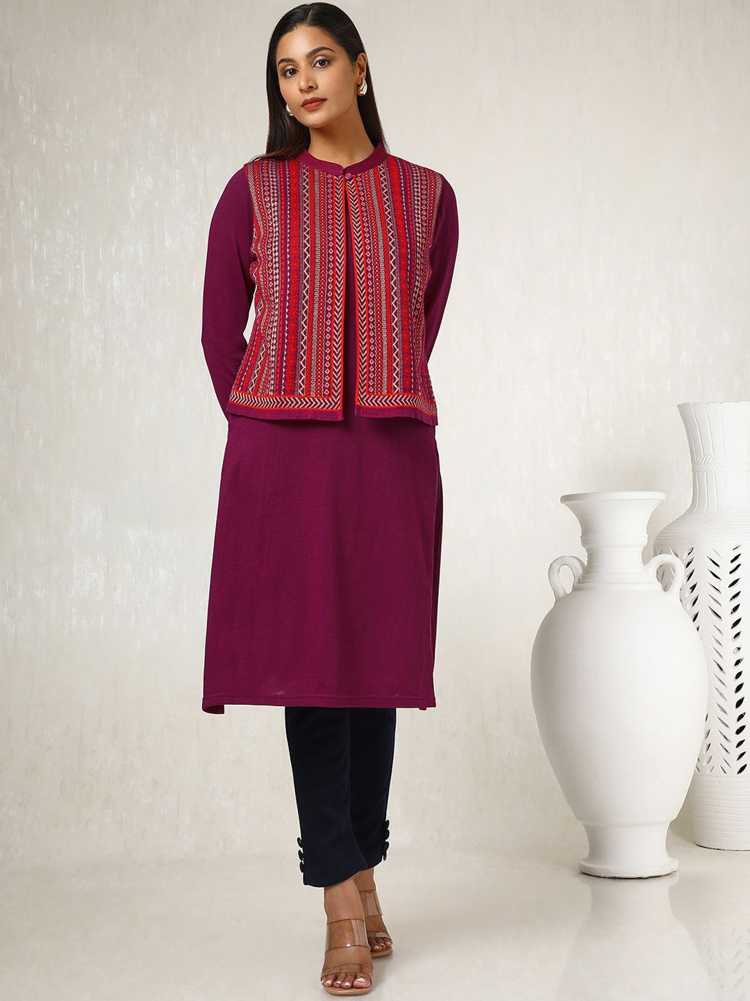 

Soch Thread Work Kurta, Maroon