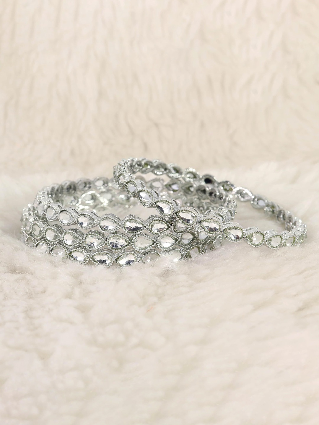 

ZULKA Set of 4 Traditional Kundan Work Metal Bangles, Silver