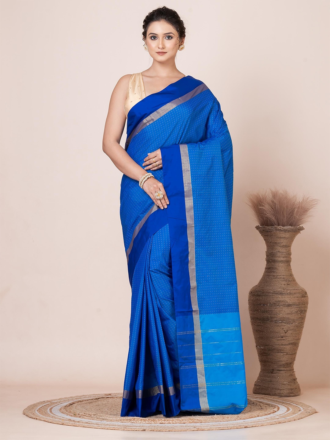 

VIBHAVARI Zari Saree, Blue