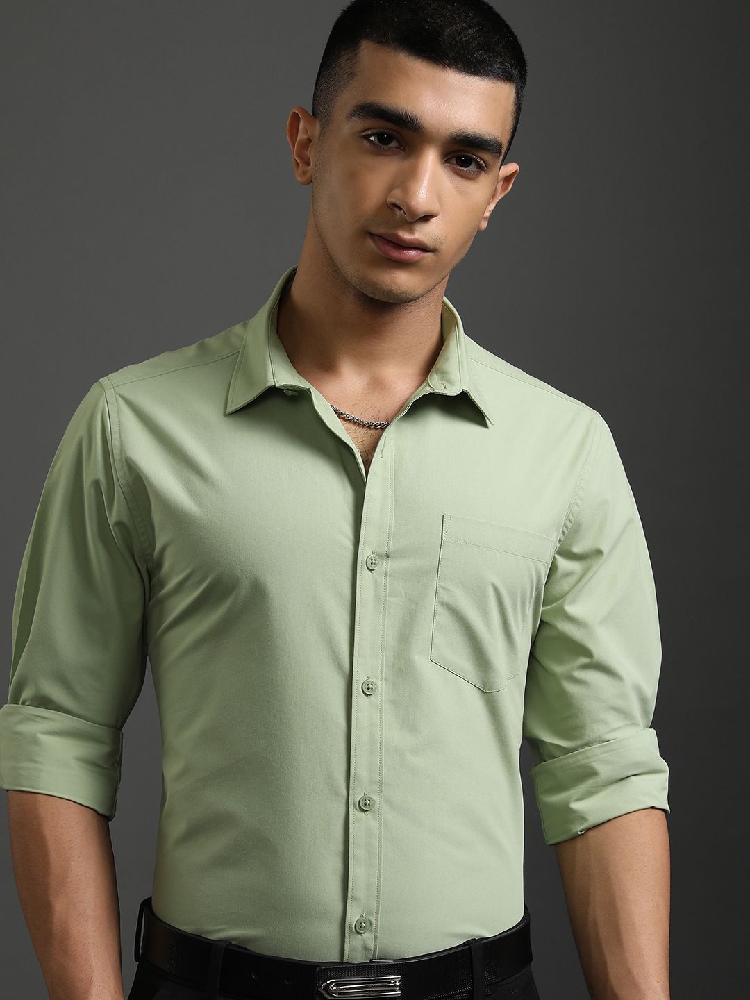 

HIGHLANDER Men Spread Collar Solid Cotton Slim Fit Formal Shirt, Green