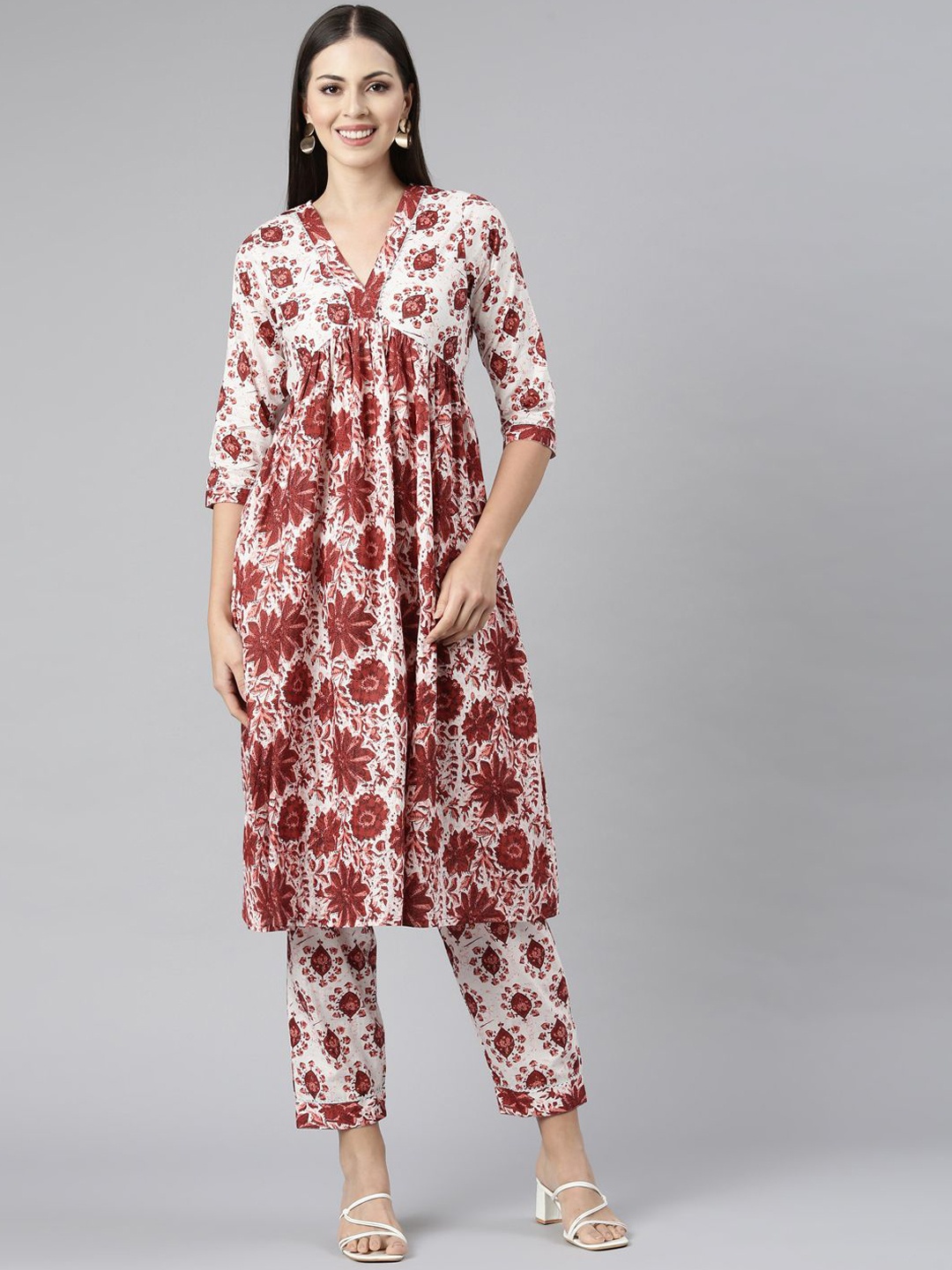 

Samhitas Ethnic Motifs Printed Empire A-Line Pure Cotton Kurta With Trousers, Maroon