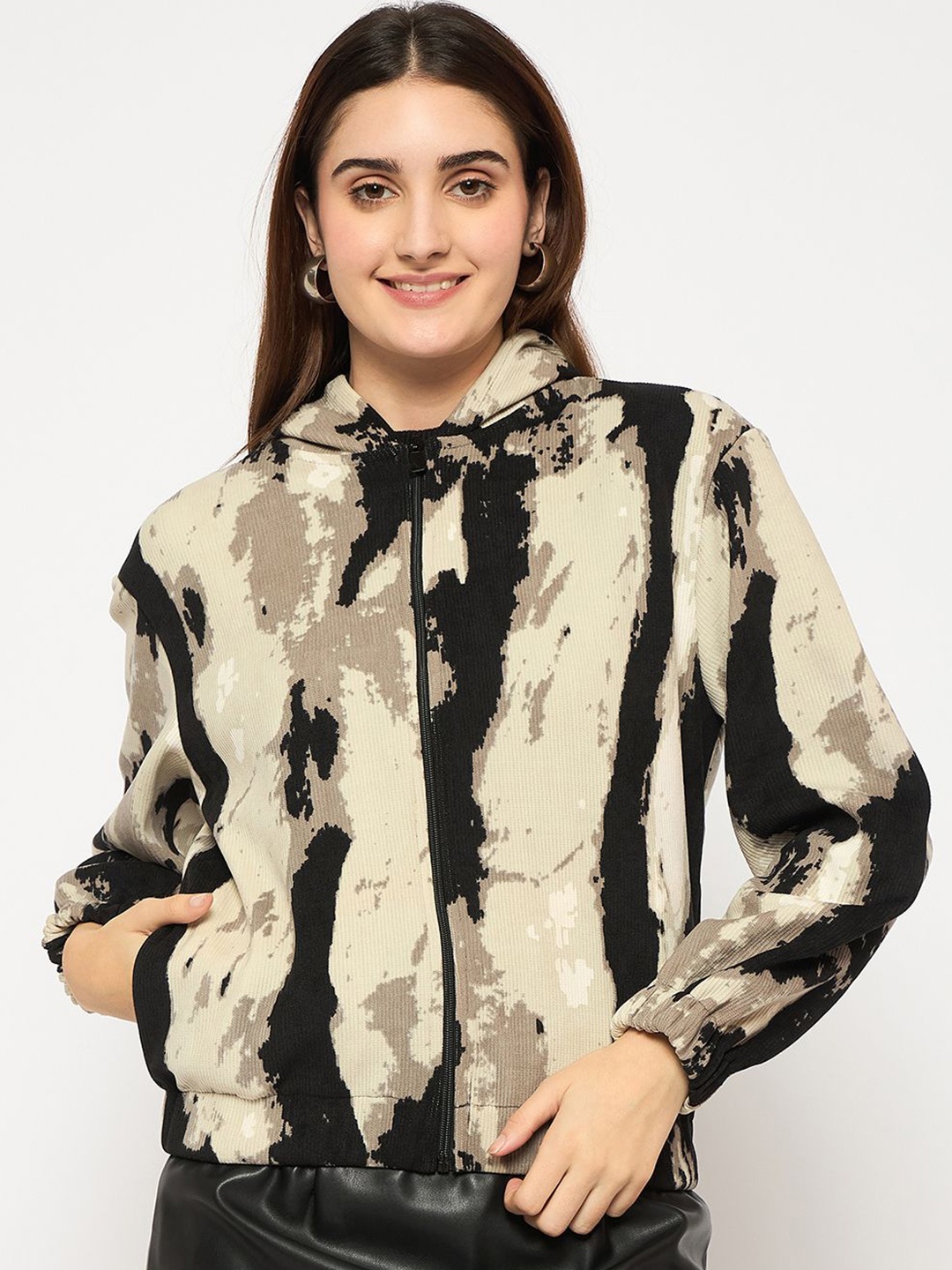 

Madame Women Printed Sweatshirt, Black