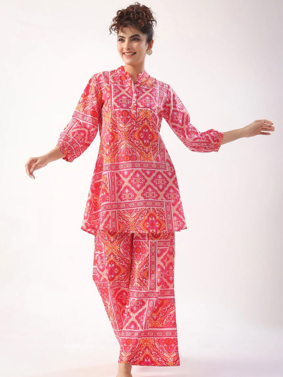 

NIJANAND TEXTILE Floral Printed Pure Cotton A-Line Kurta & Palazzos, Pink
