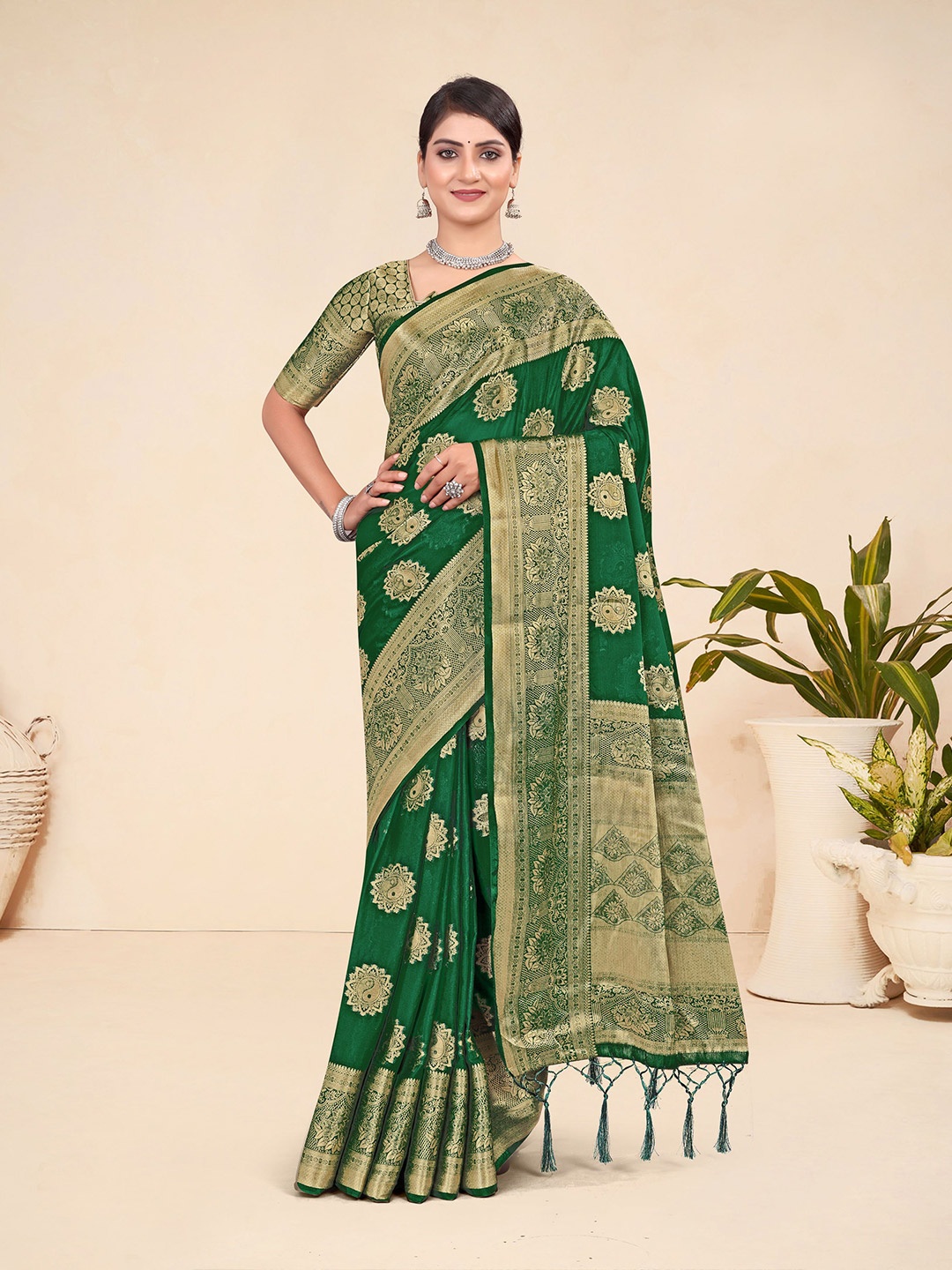

KSM PRINTS Ethnic Motifs Woven Design Saree, Green