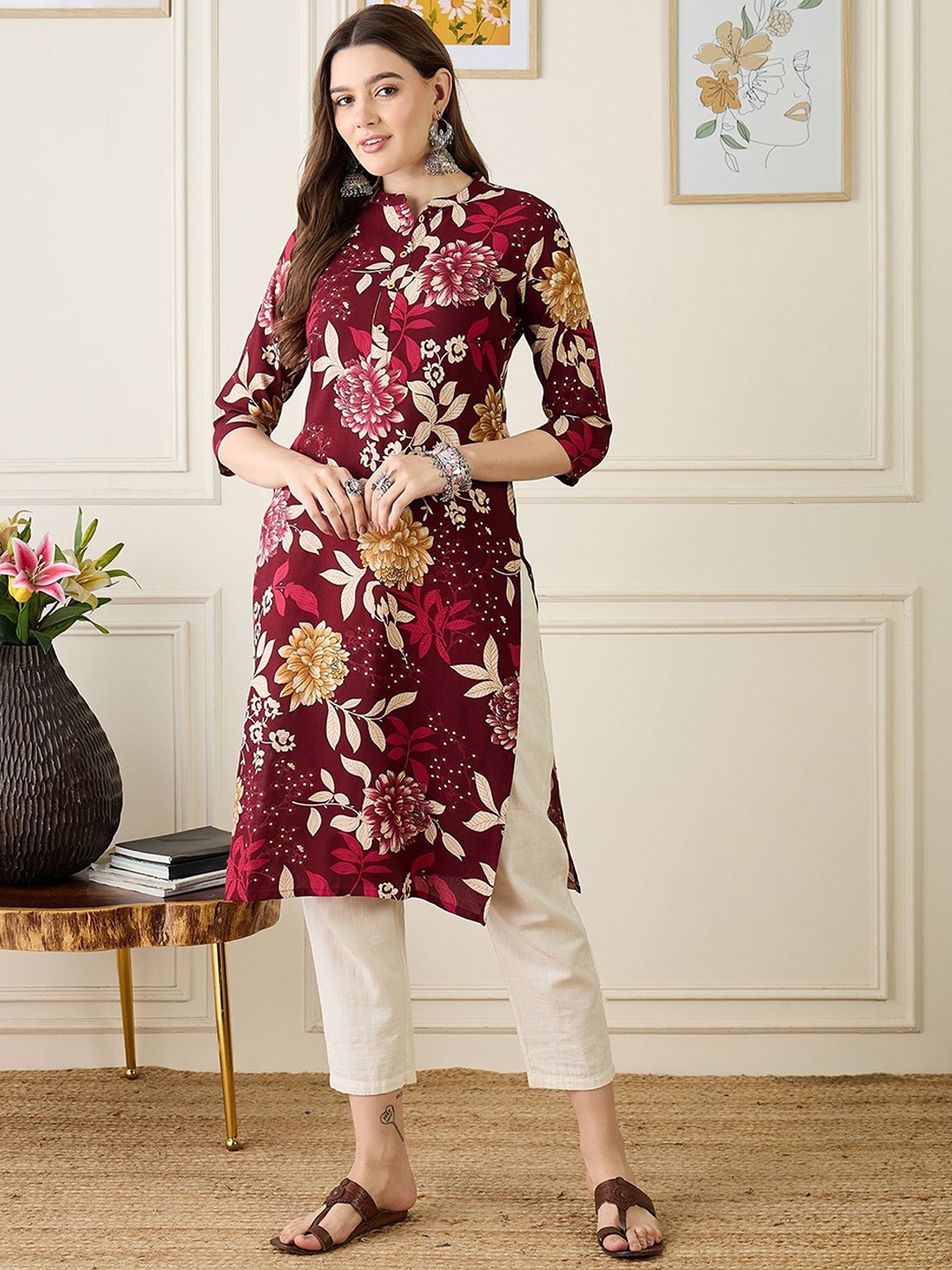 

Anouk Floral Printed Mandarin Collar Straight Kurta, Maroon