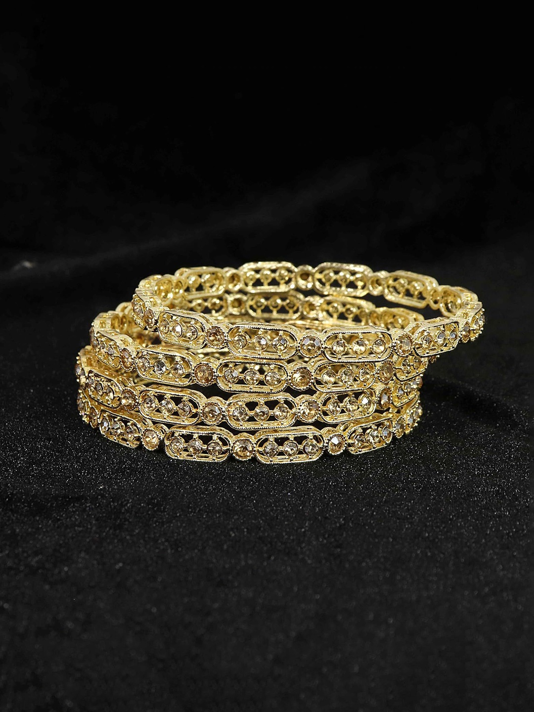 

ZULKA Set of 4 Gold-Plated Zircon Diamond Stone Studded Bangles