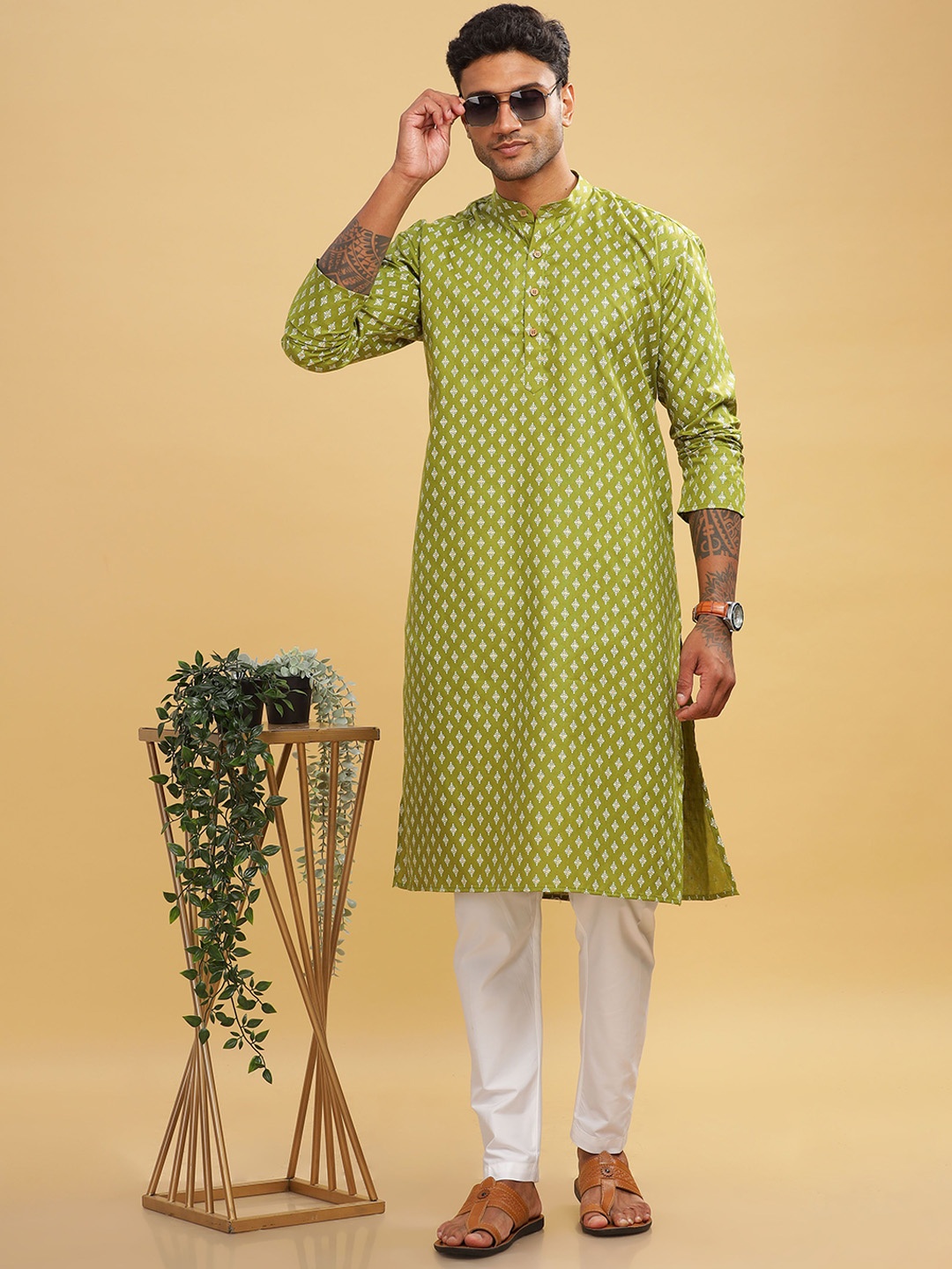 

Anouk Men Printed Ethnic Long Kurta, Green