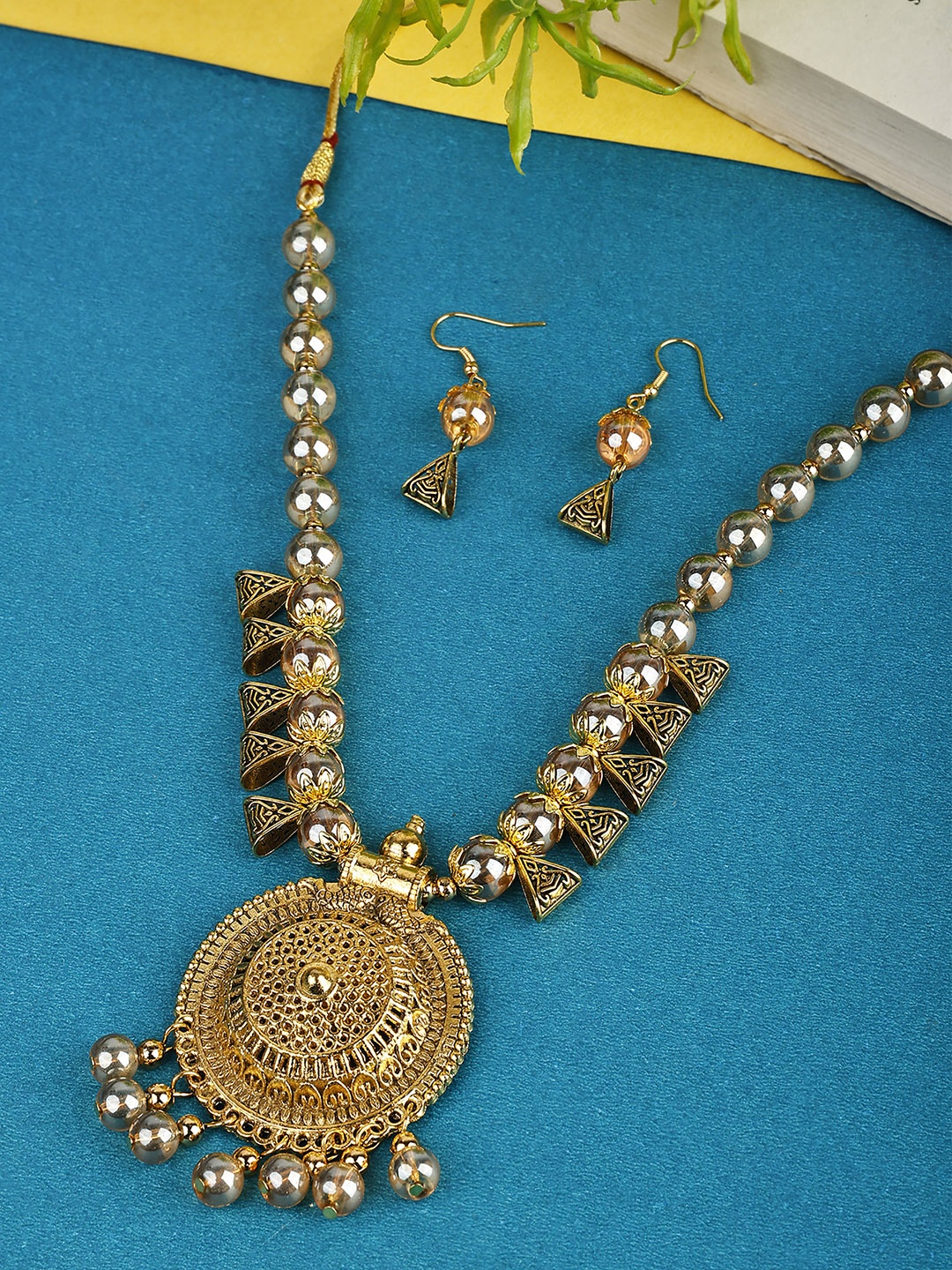 

SUNHARI Pearl-Beaded Jewellery Set, Gold