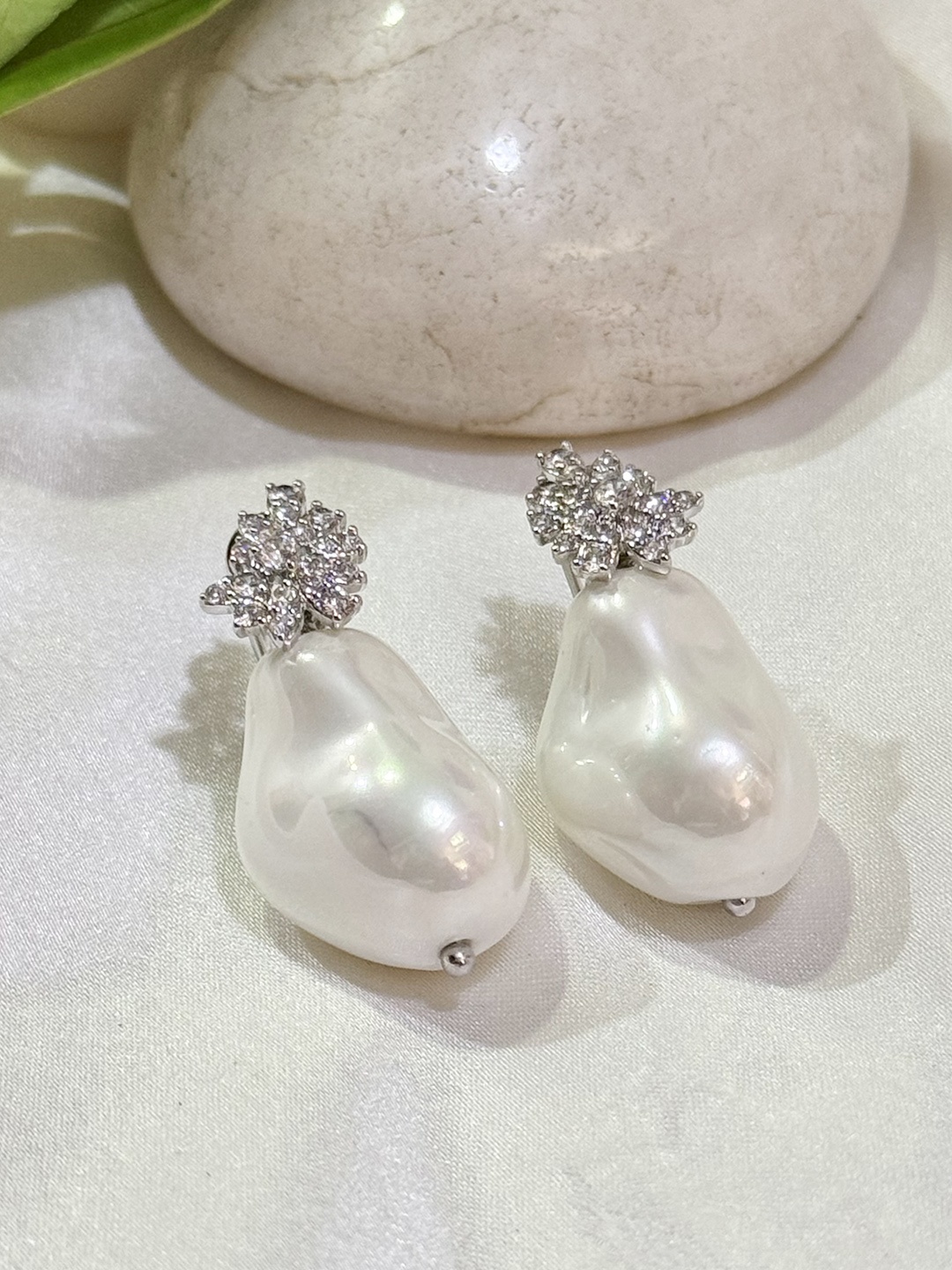 

The Jewellery Tale Contemporary Stone Studded & Pearls Drop Earrings, White