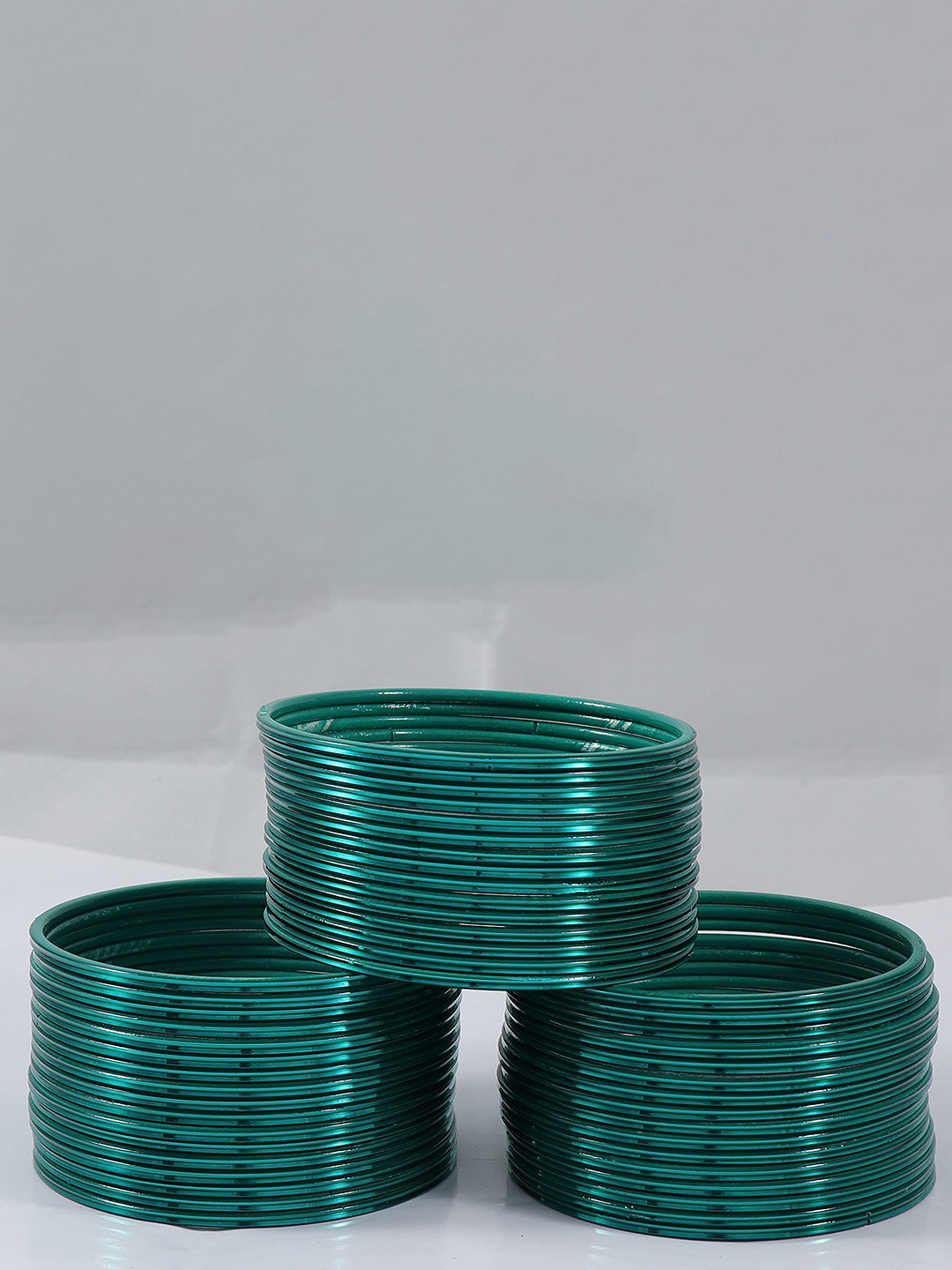 

ZULKA Pack Of 48 Glossy Finish Metal Bangles, Teal