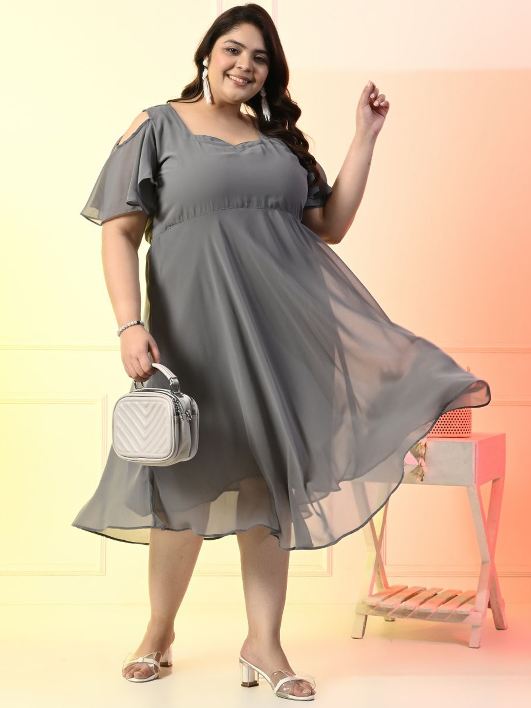 

PrettyPlus by Desinoor.com Women Plus Size Georgette Fit & Flare Dress, Grey