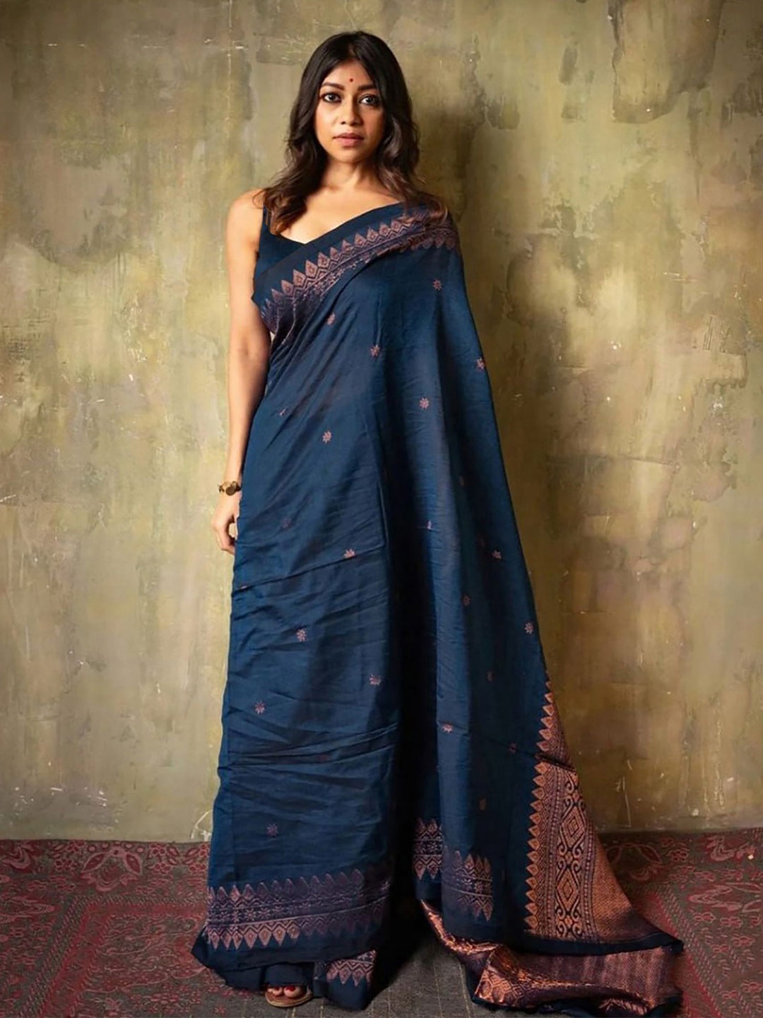 

Anjaneya Sarees Woven Design Zari Banarasi Saree, Blue