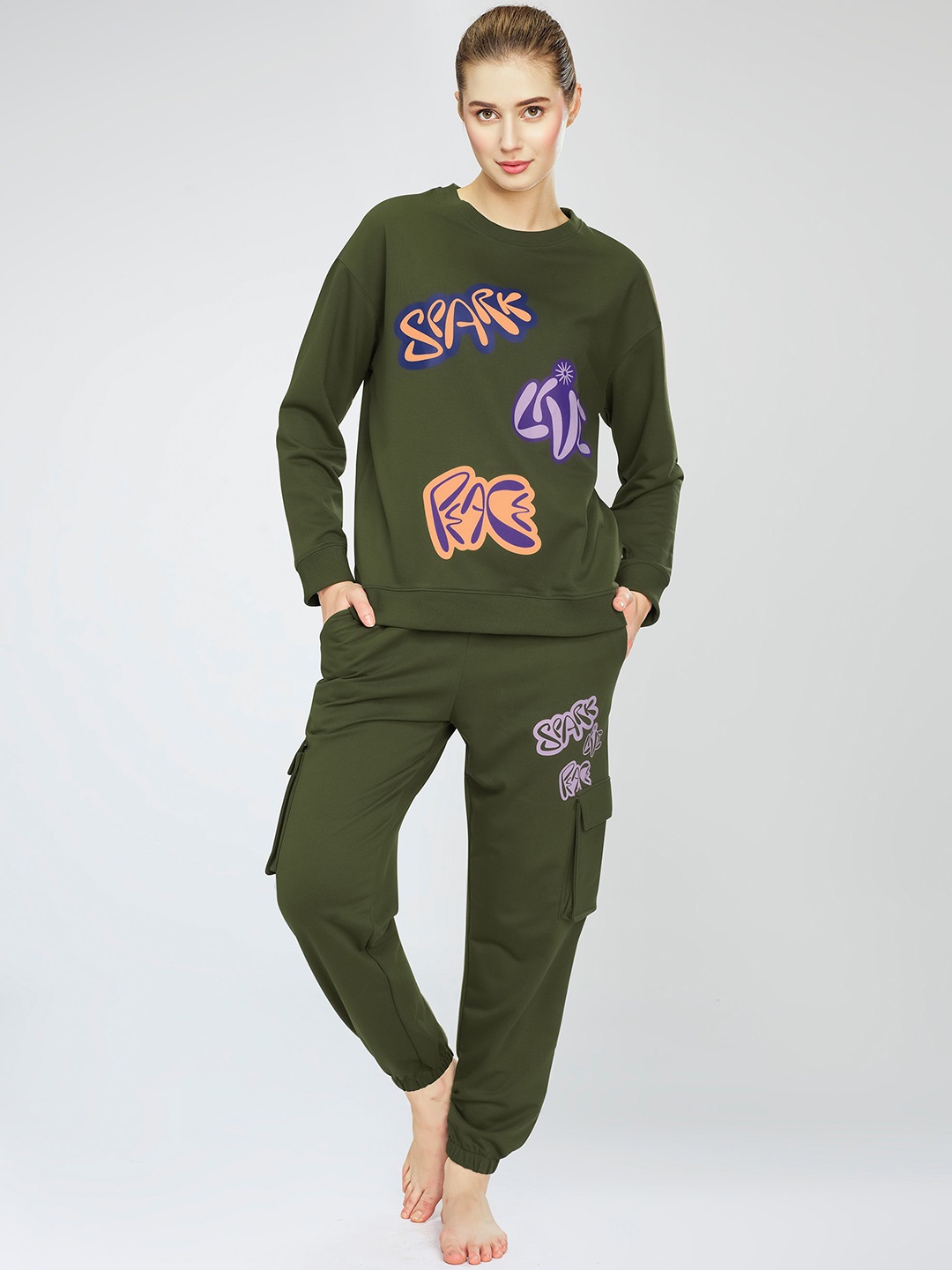 

Zeyo Women Printed Night suit, Olive