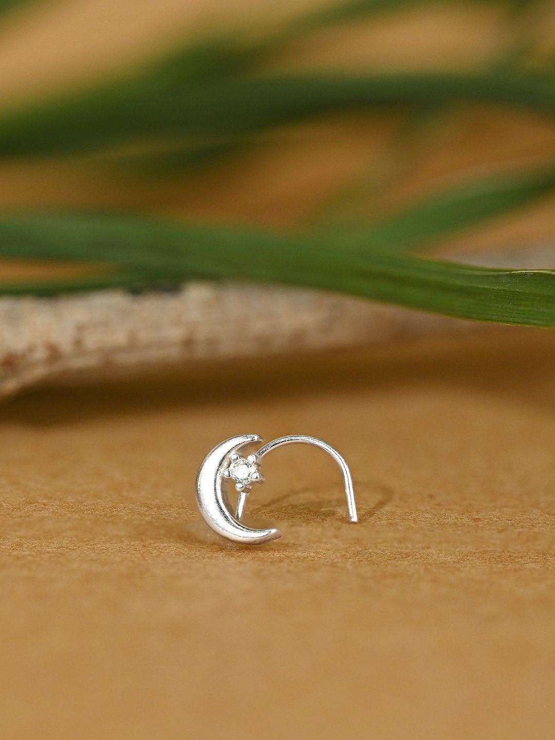 

TOUCH925 Cubic Zirconia Half Moon Stud Nosepin, Silver