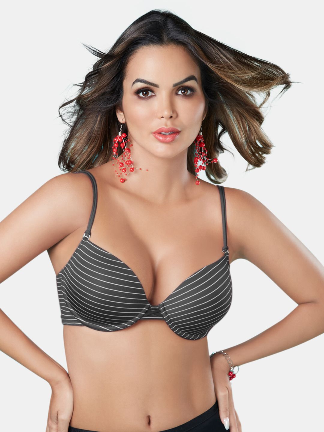 

Dazzle Half Coverage Underwired Lightly Padded Plunge Bra, Black