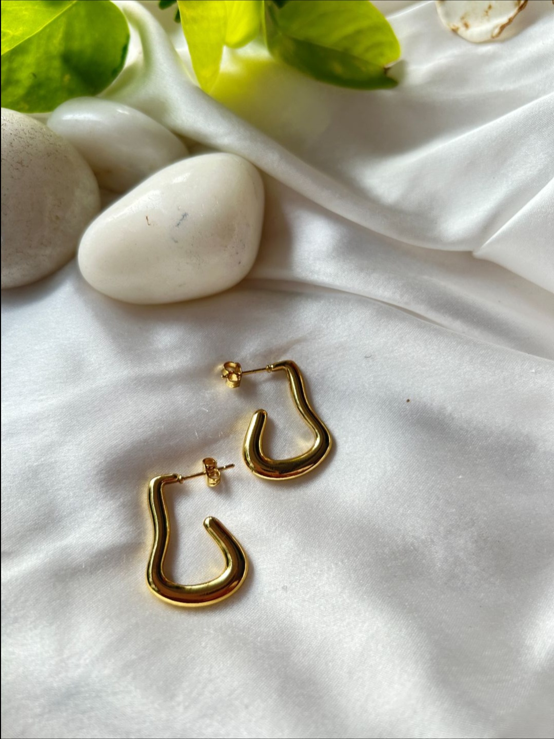 

The Jewellery Tale Gold-Plated Contemporary Hoop Earrings