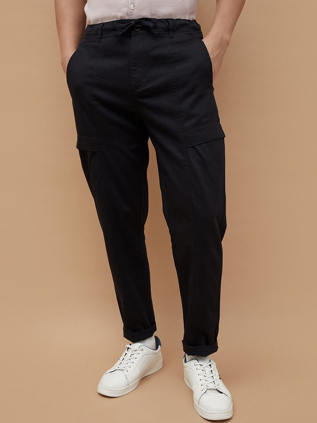 

CODE by Lifestyle Men Regular Fit Mid-Rise Cargos, Black