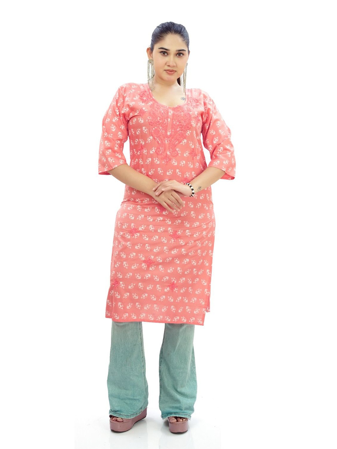 

Ayukti Women Printed Straight Kurta With Jeans, Pink