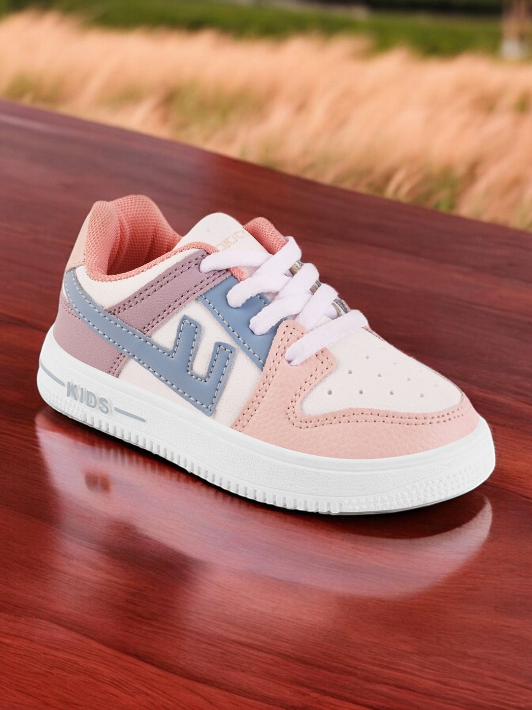 

Lil Lollipop Unisex Kids Textured Sneakers, Pink