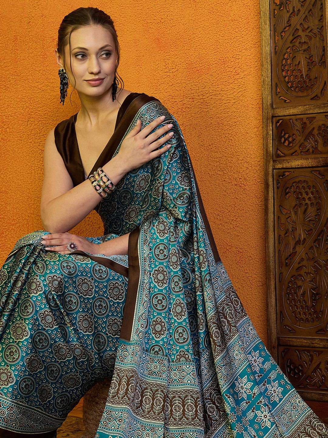 

Sangria Ajrak Printed Satin Saree With Blouse Piece, Blue