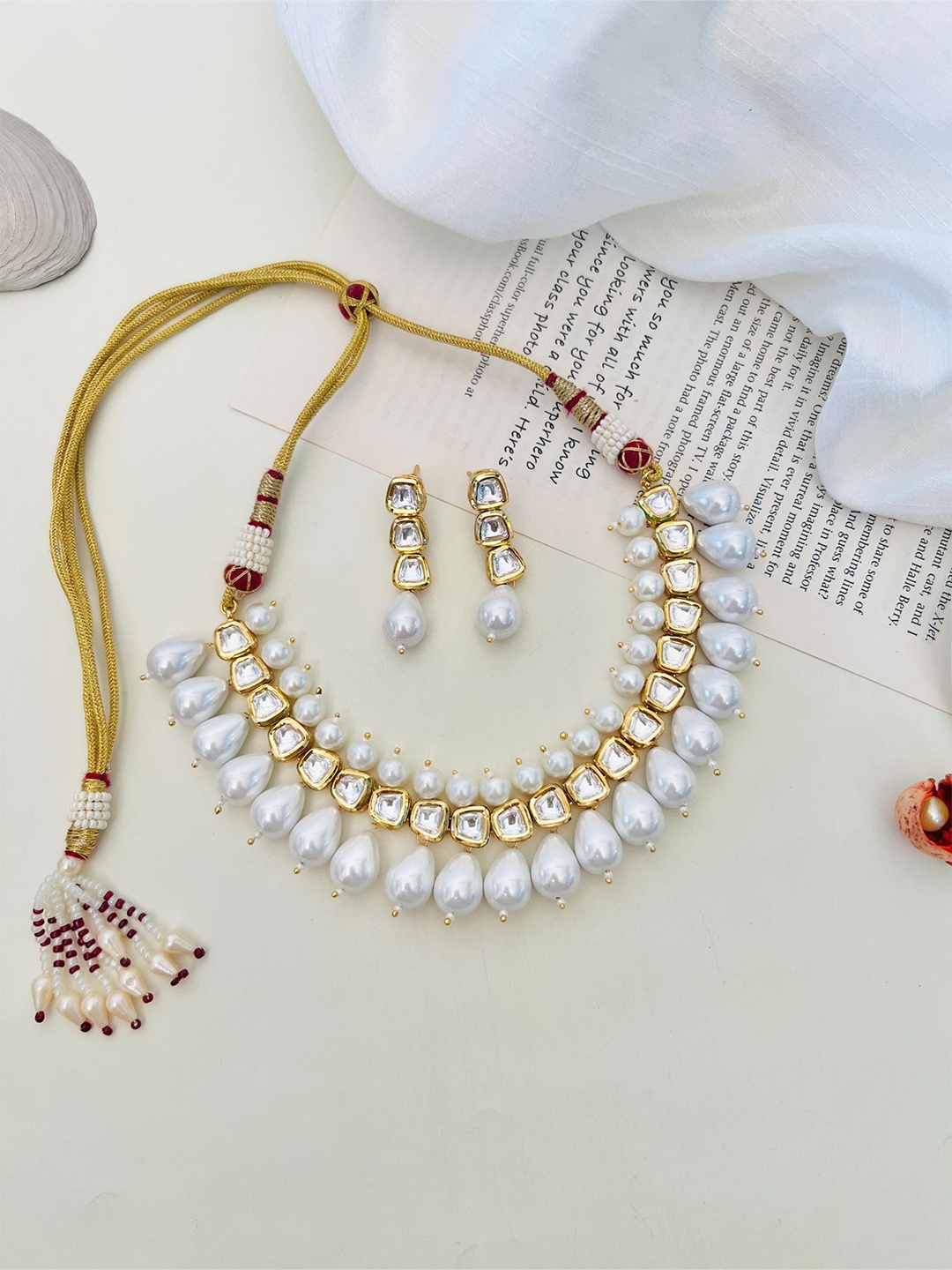 

ABDESIGNS Enchanting Gold Plated Polki Kundan Studded & Pearls Beaded Choker Jewellery Set