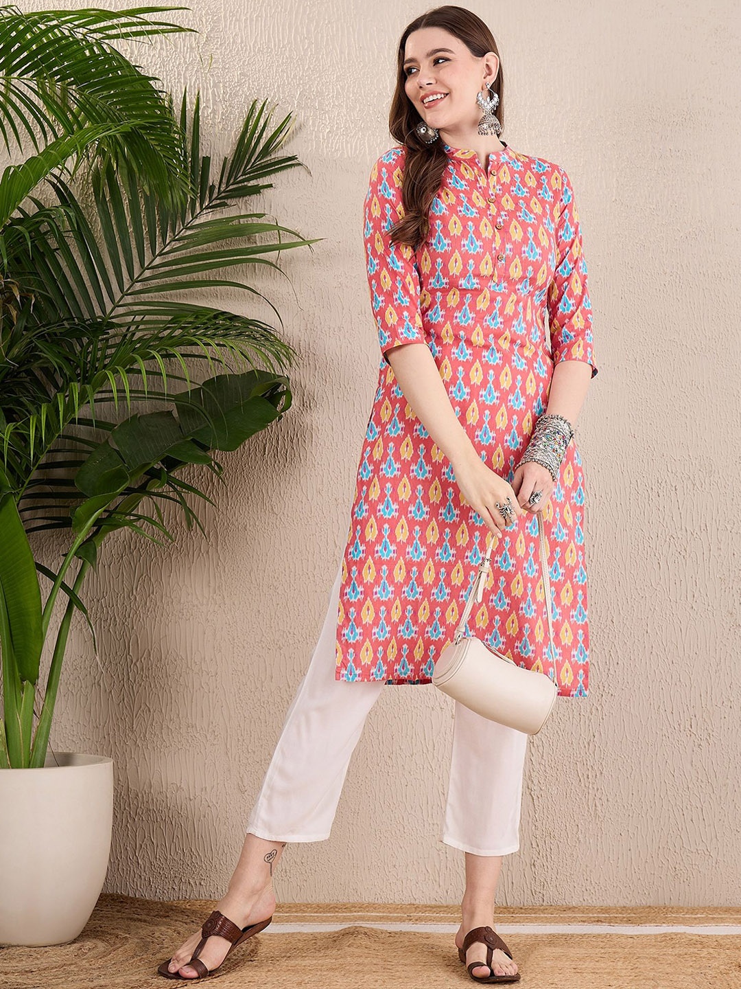 

Anouk Pure Cotton Printed Mandarin Collar Straight Kurta, Pink