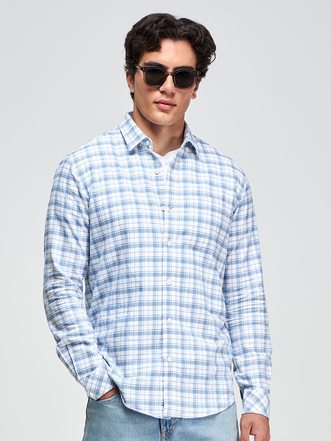 

Red Flame Men Spread Collar Tartan Checked Cotton Casual Shirt, Blue