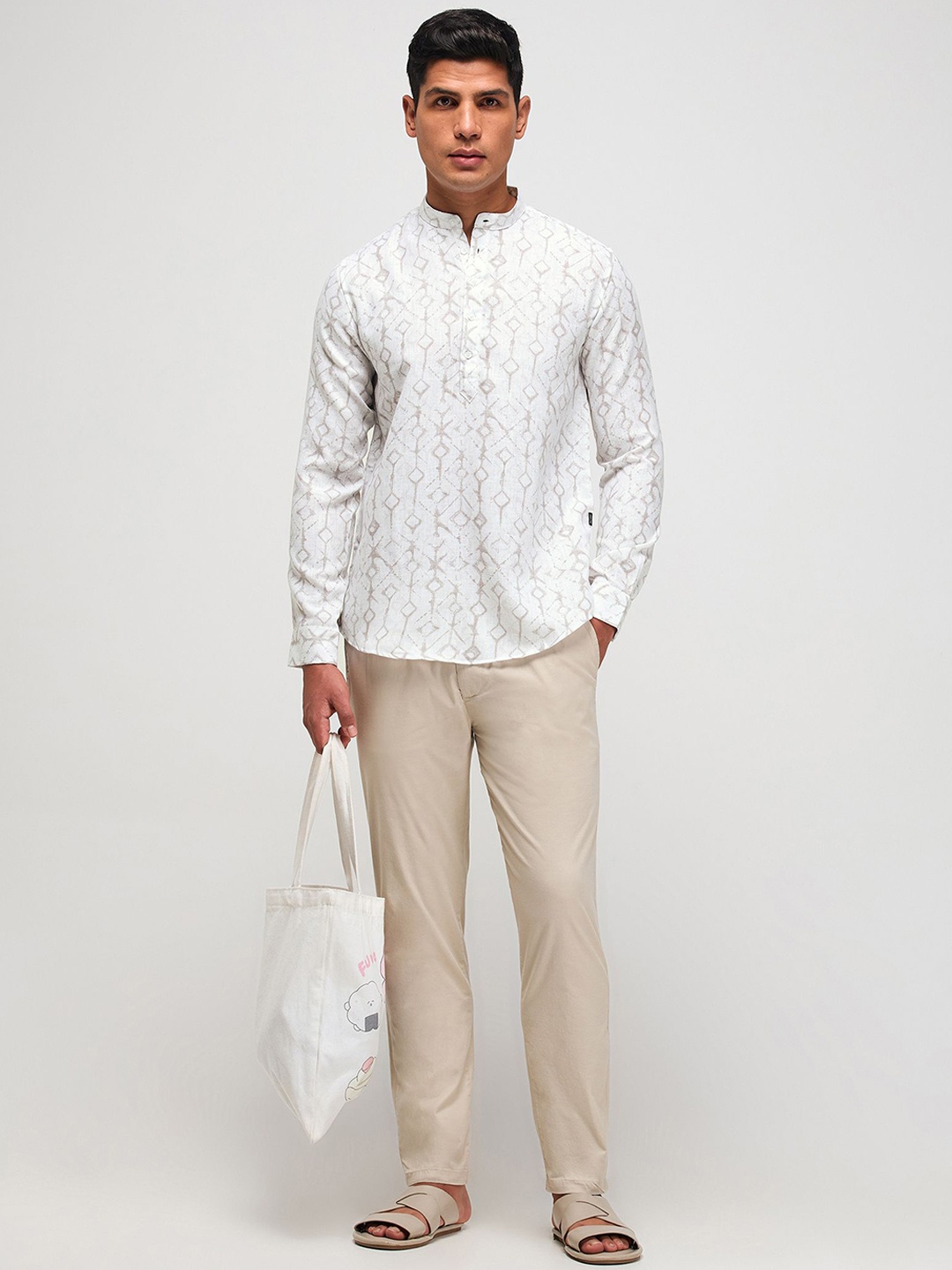 

Red Flame Men Thread Work Dobby Kurta, Grey