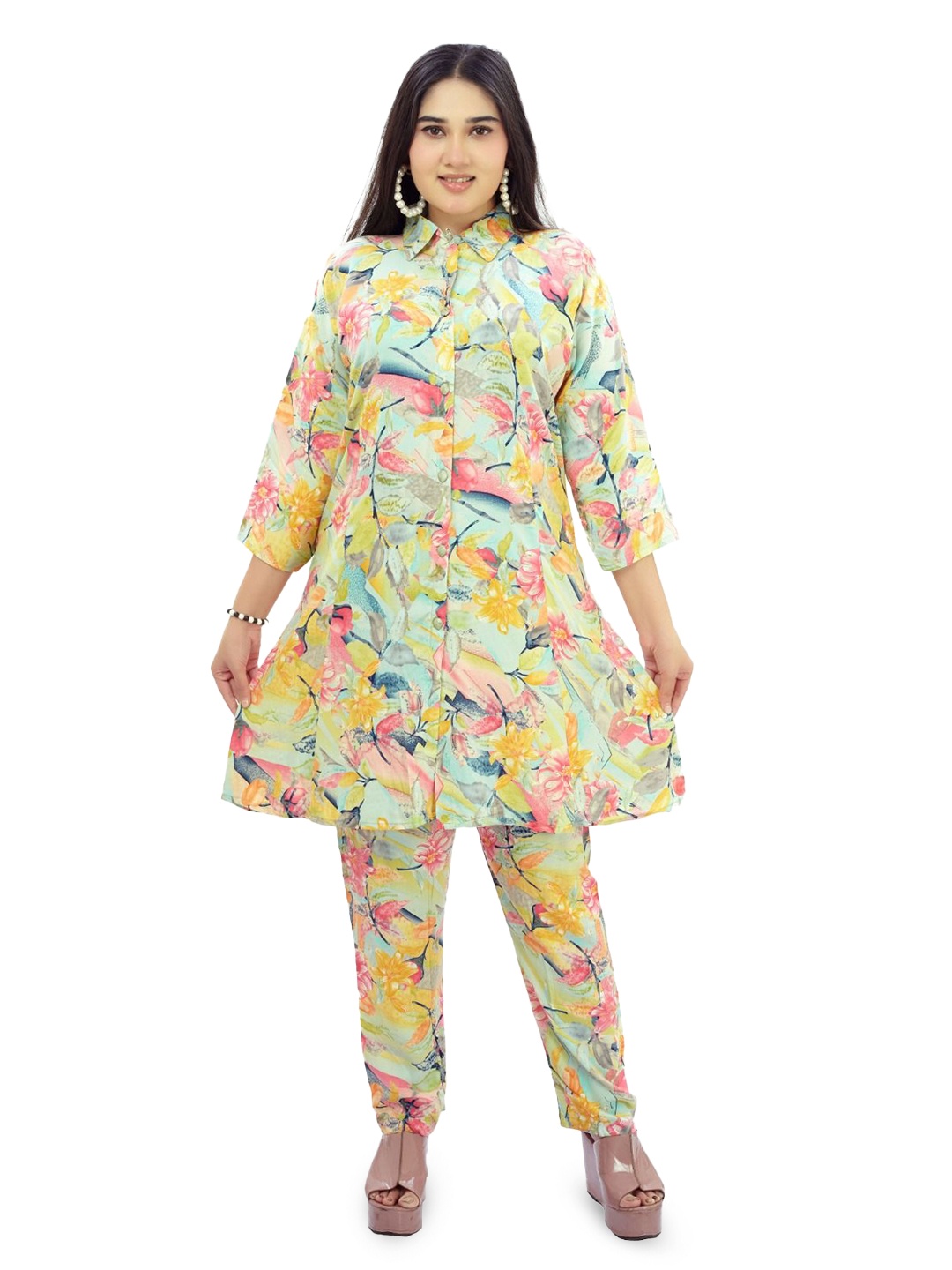 

Ayukti Women Floral Printed Co-Ord, Yellow