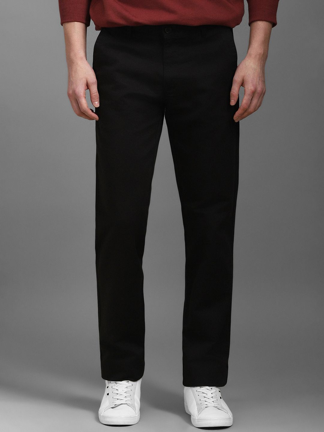 

Louis Philippe Sport Men Slim Fit Mid-Rise Cotton Trousers, Black