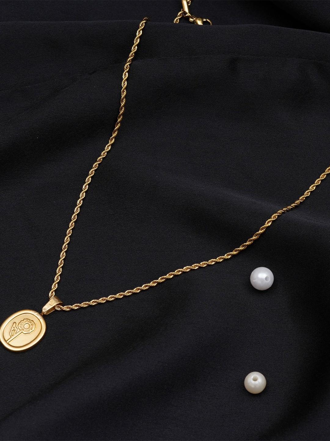 

JEWILLEY Gold-Plated Vintage Sunflower Anti Tarnish Stainless Steel Necklace
