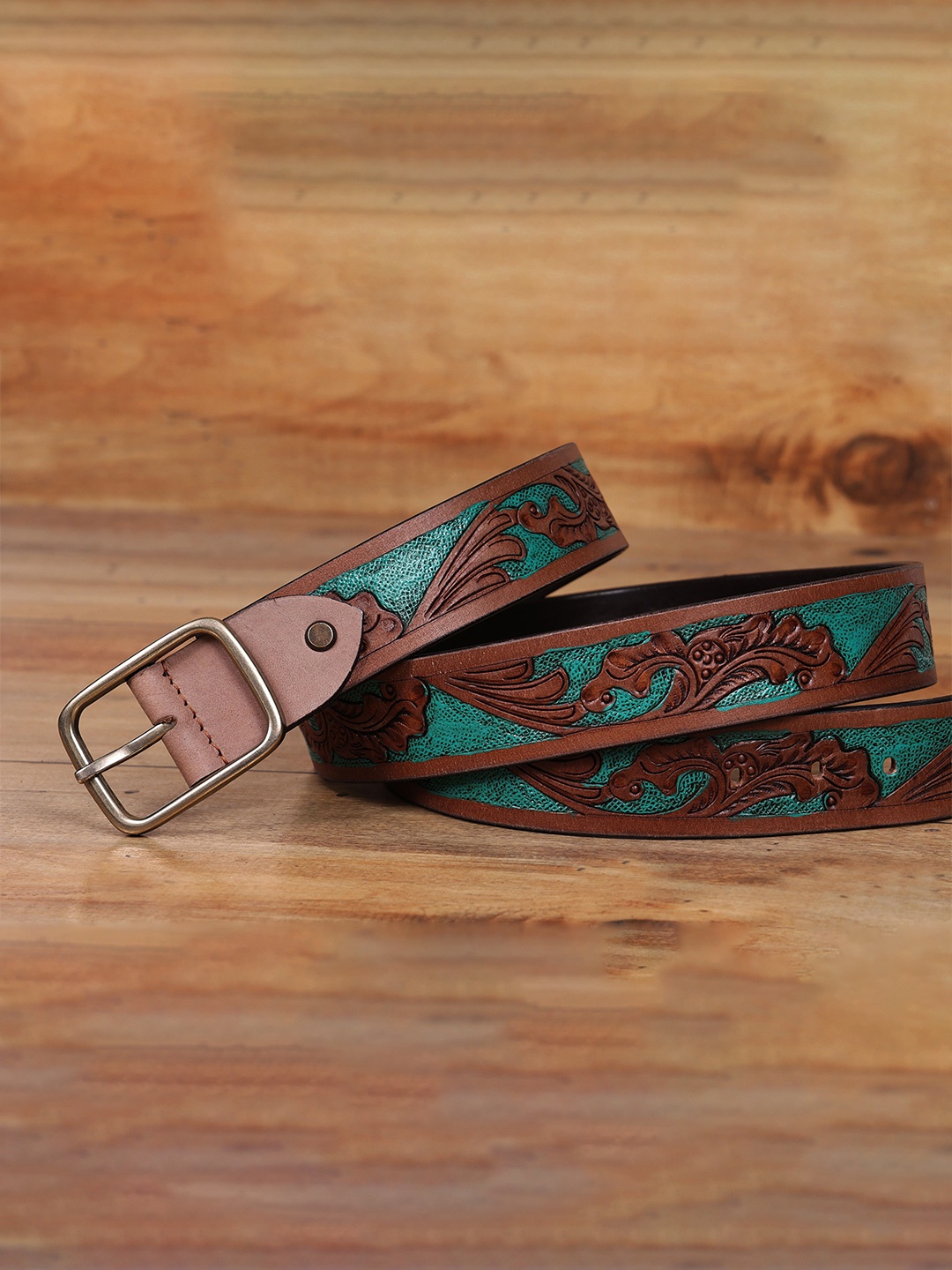 

Celtic Unisex Textured Leather Belt, Green