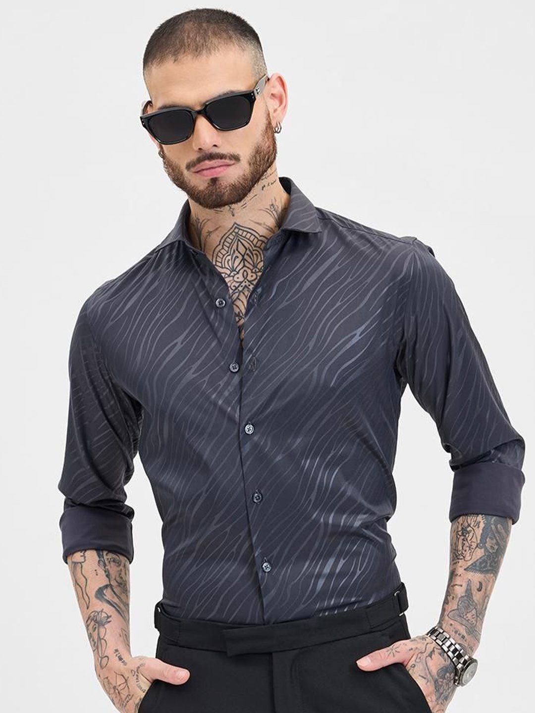 

Snitch Men Smart Spread Collar Abstract Printed Slim Fit Formal Shirt, Grey