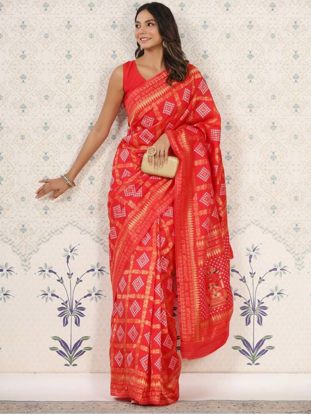

HERE&NOW Bandhani Printed Saree With Blouse Piece, Red