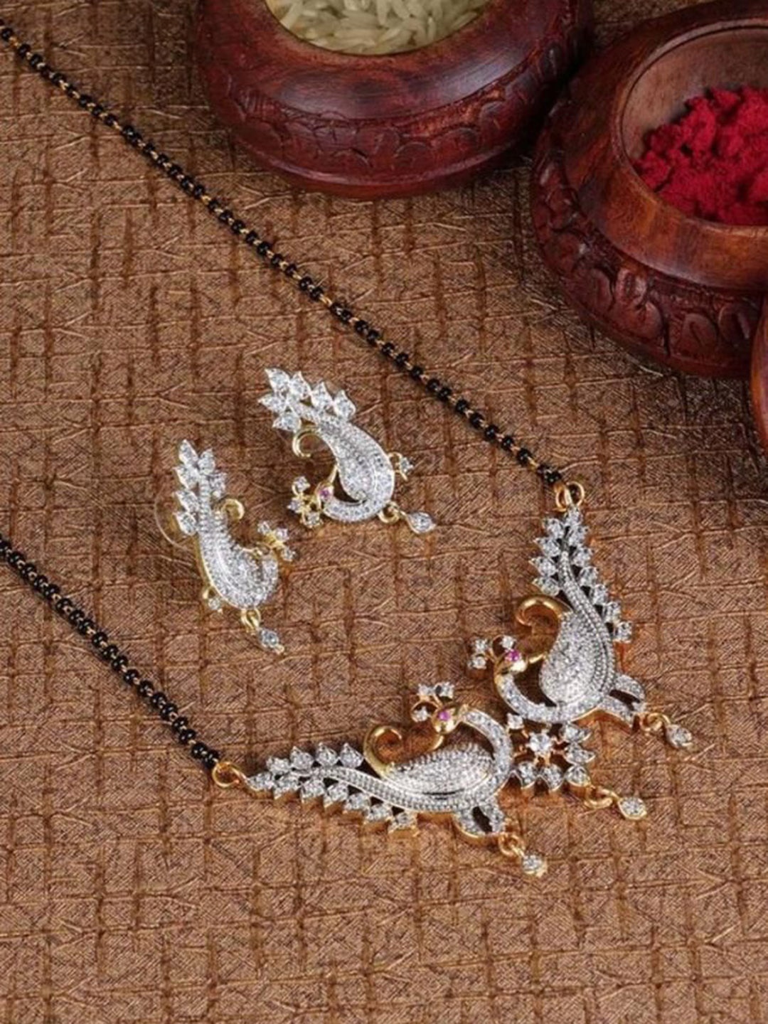 

SUNHARI Gold-Plated Mangalsutra