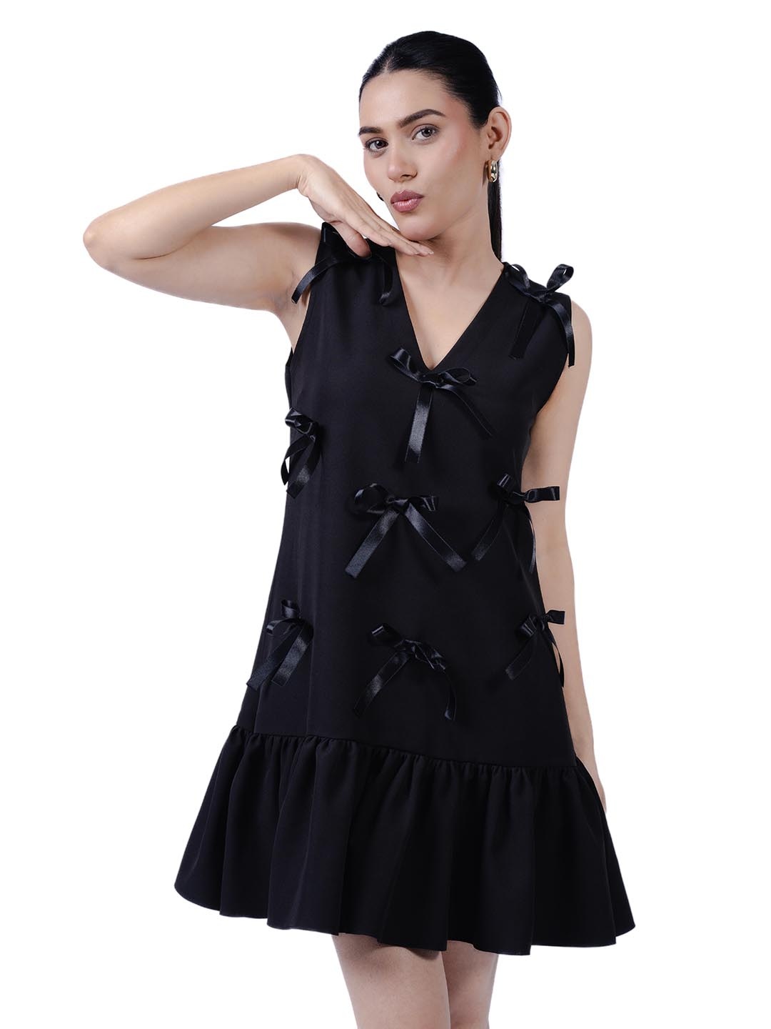 

THEFIGUREOUT Bow Detailed Crepe A-Line Dress, Black