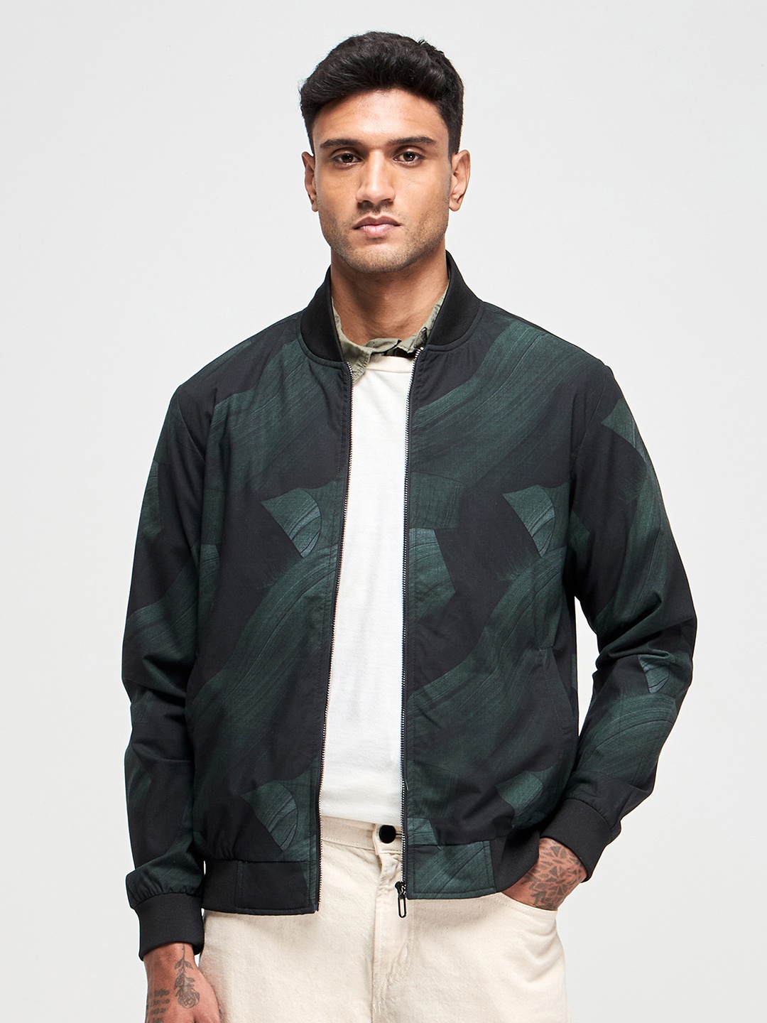 

Red Flame Men Geometric Bomber Jacket, Green