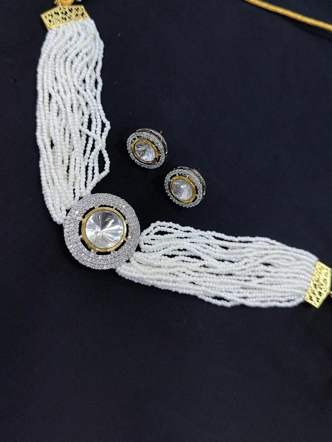 

Gyaan Jewels Artificial Stones And Beads Studded Jewellery Set, White