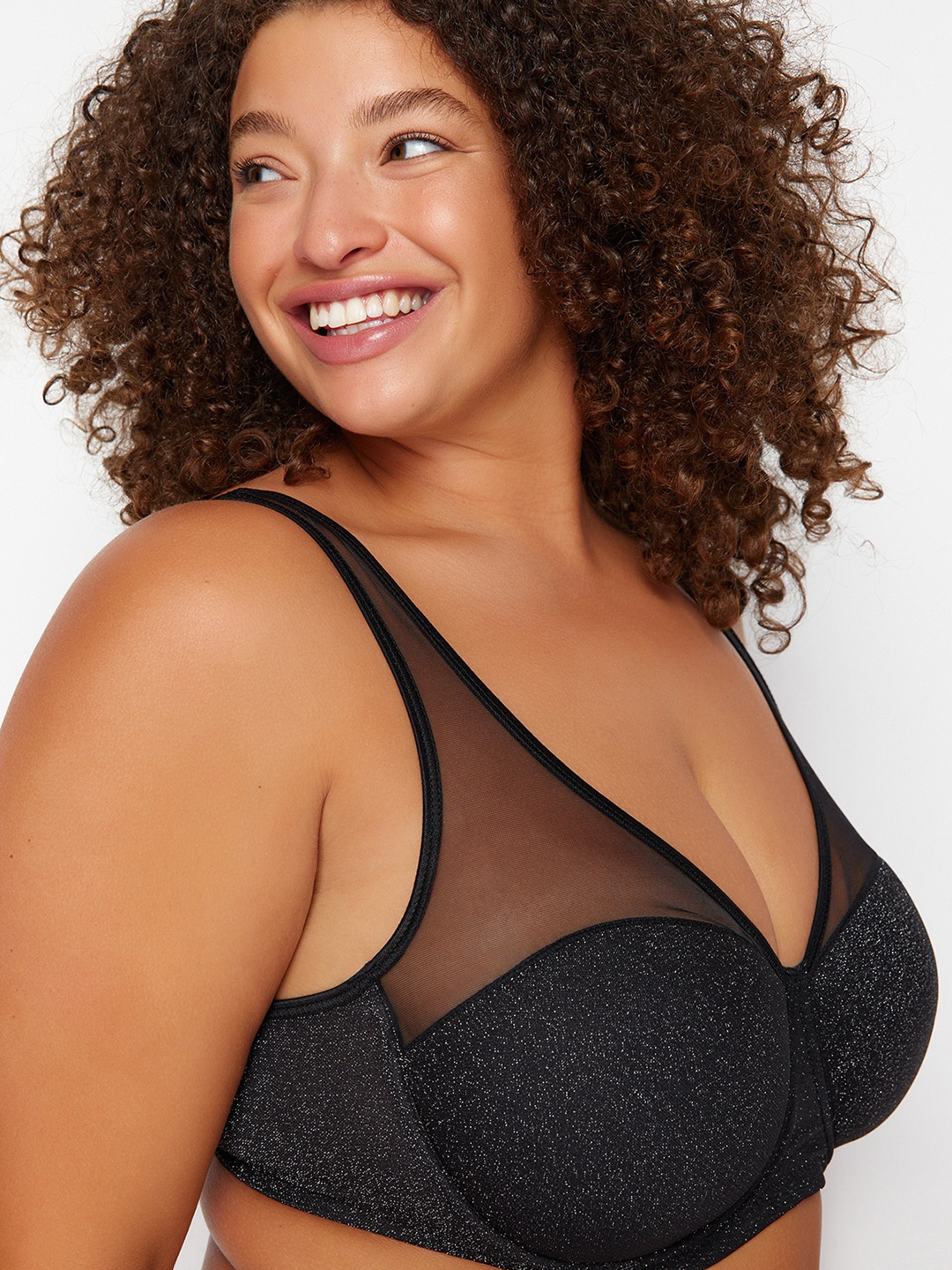 

Trendyol Women Full Coverage Underwired Lightly Padded Bra, Black