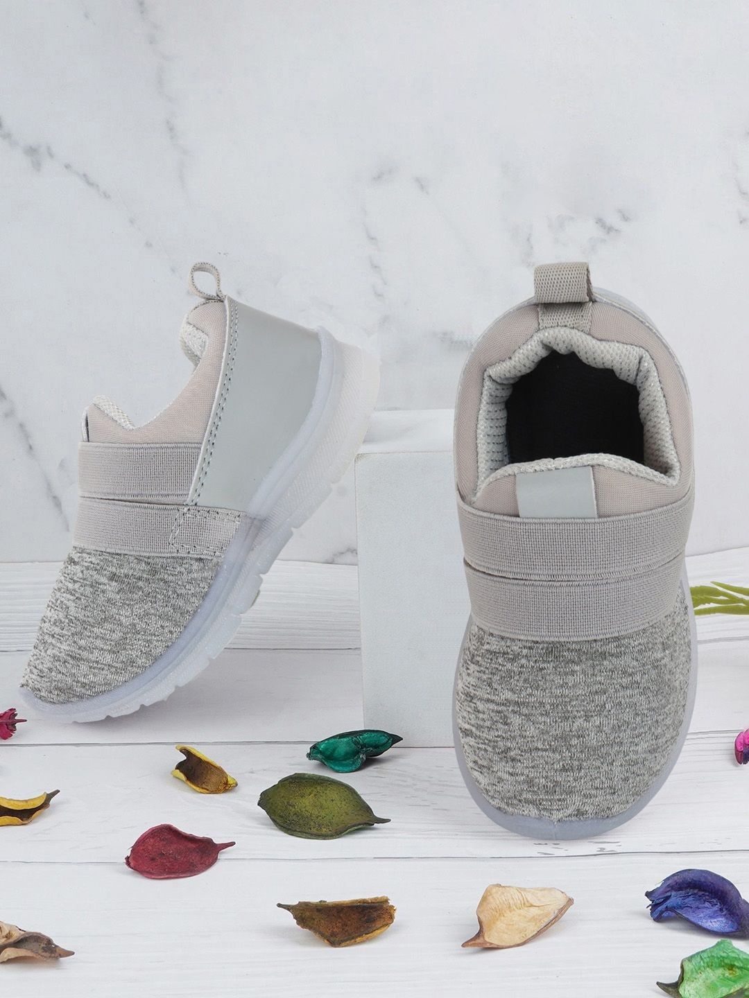 

SPRENGE Boys Printed Slip-On Sneakers, Grey