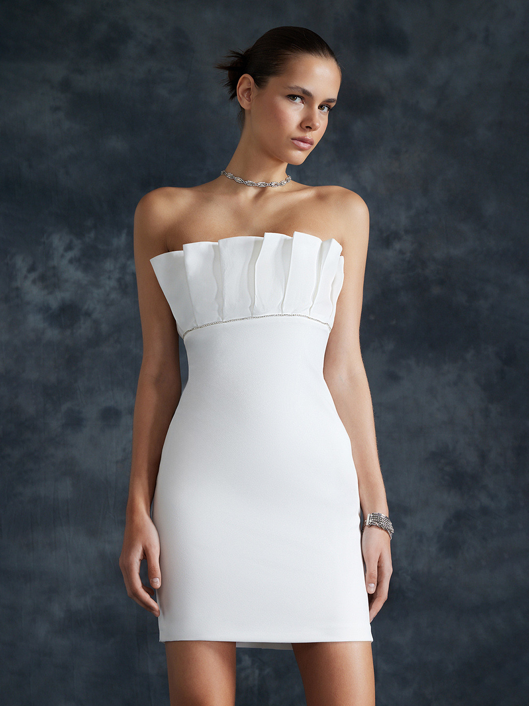 

Trendyol Solid Strapless Bodycon Dress, White